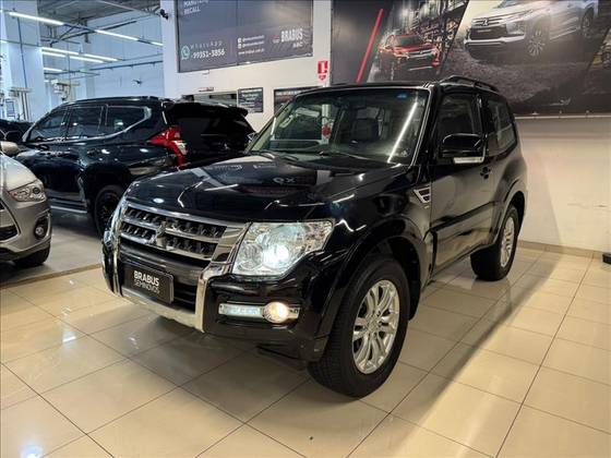 MITSUBISHI PAJERO FULL 3.2 HPE 4X4 16V TURBO INTERCOOLER DIESEL 2P AUTOMÁTICO